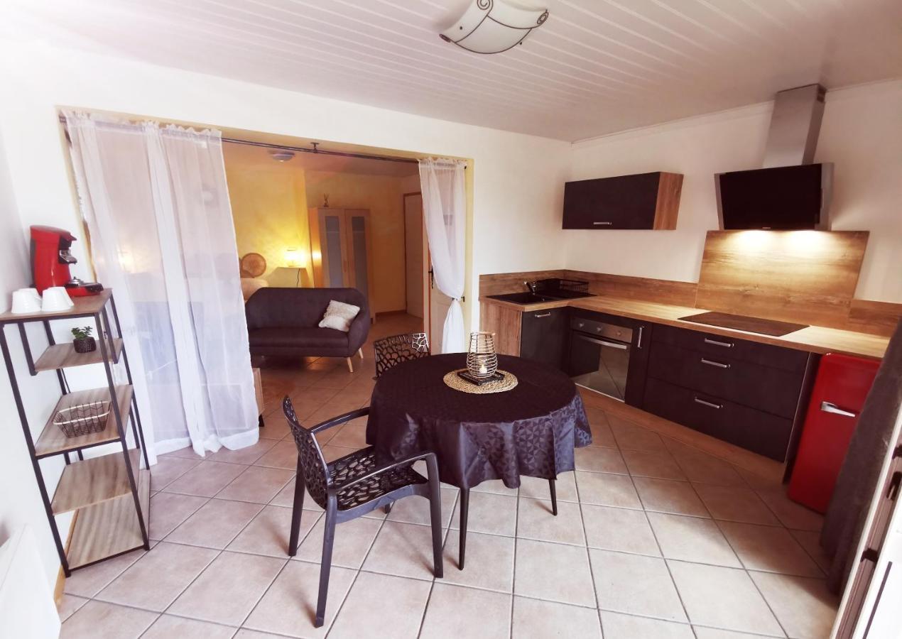 Gites Sud Ardeche Lou Quieou Uzer  Bagian luar foto