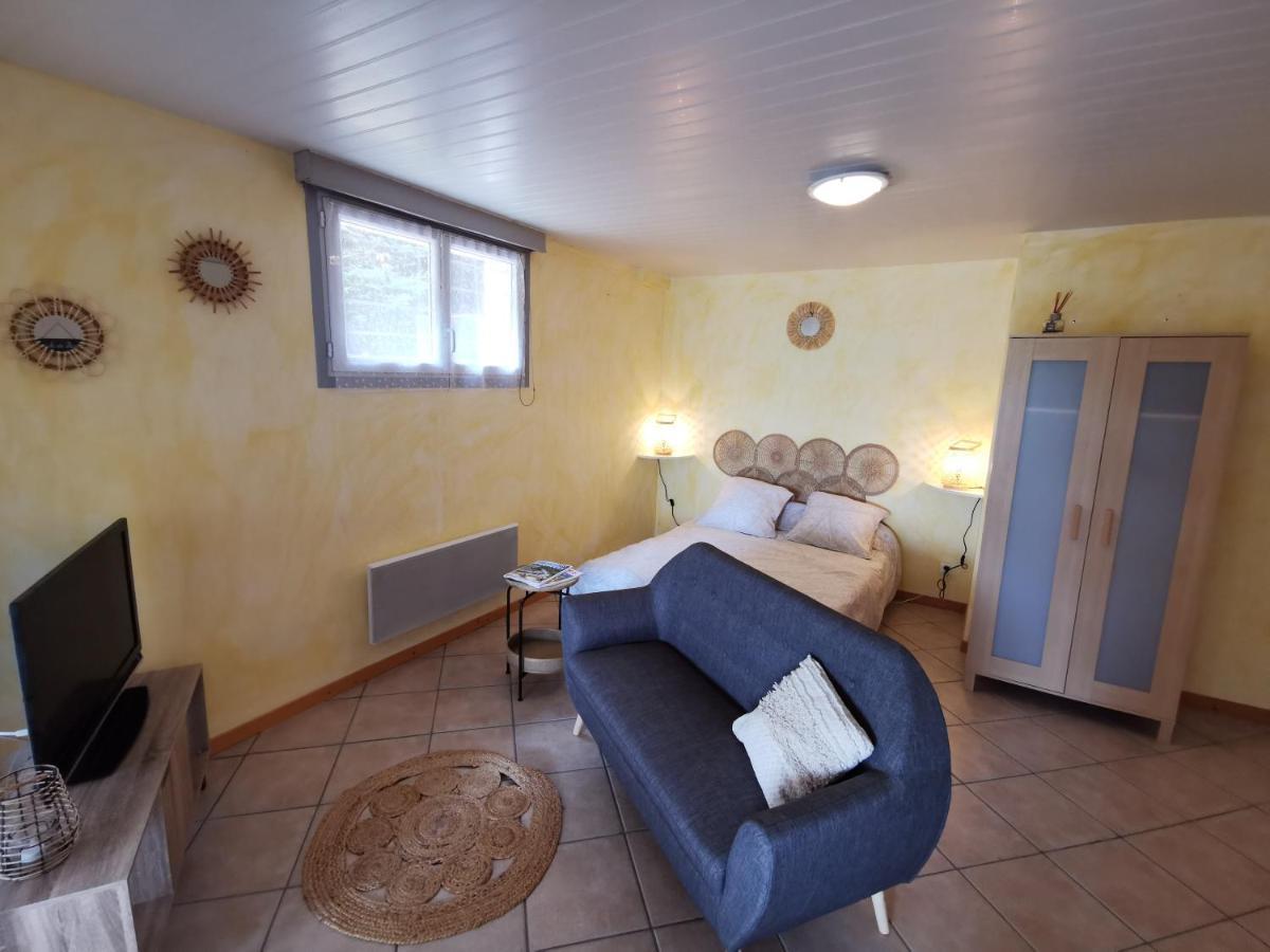 Gites Sud Ardeche Lou Quieou Uzer  Bagian luar foto